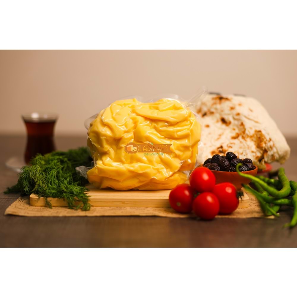 YAĞLI ÇEÇİL 500GR